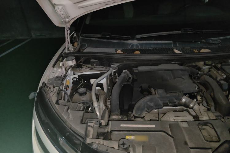 Used Citroen C5 AIRCROSS 2017 350THP Luxury Model Engine Bay Right
