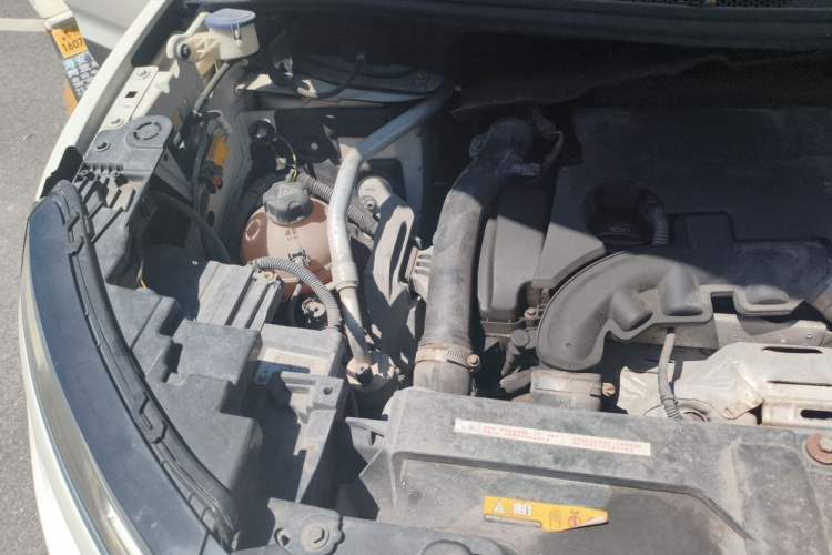 Used Citroen C5 AIRCROSS 2017 350THP Fashion Edition Engine Bay Right