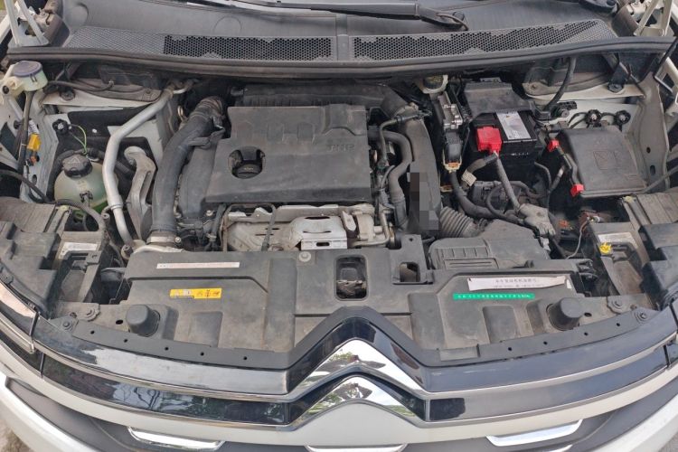 Used Citroen C5 AIRCROSS 2017 380THP Luxury Model Engine Bay