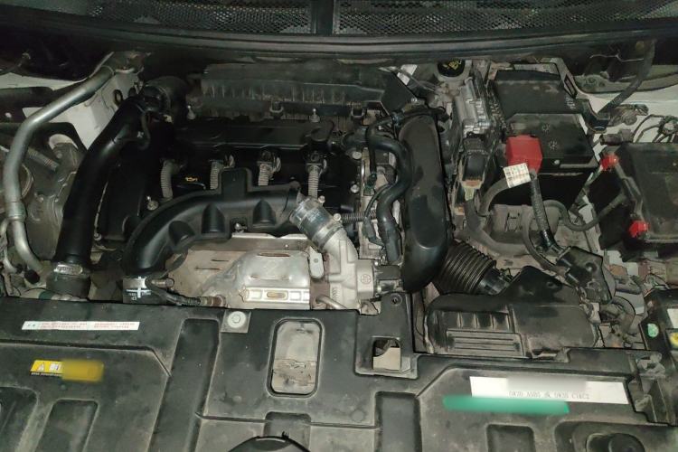 Used Citroen C5 AIRCROSS 2017 350THP Fashion Edition Engine Bay