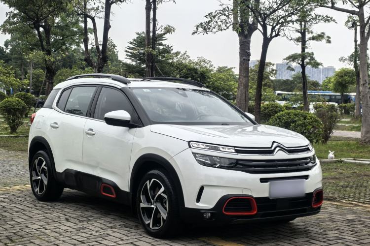 Used Citroen C5 AIRCROSS 2017 380THP Fashion Edition Exterior 2