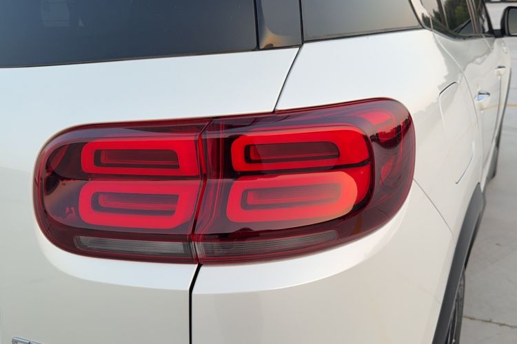 Used Citroen C5 AIRCROSS 2017 380THP Luxury Model Exterior 3