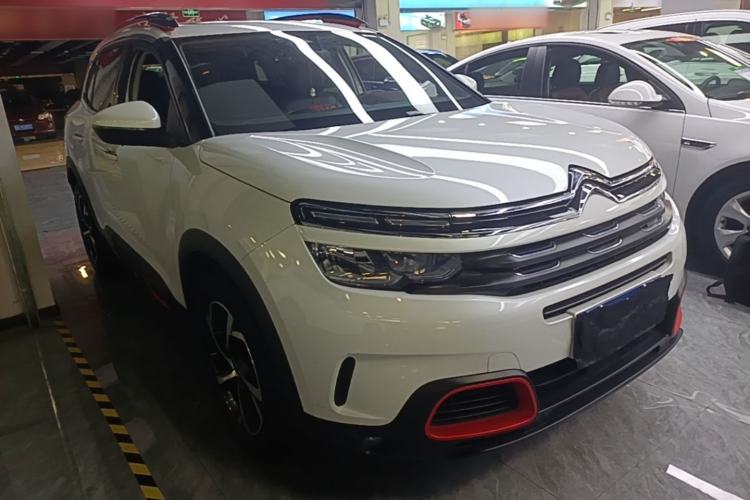 Used Citroen C5 AIRCROSS 2017 380THP Luxury Model Front Right 45 Deg