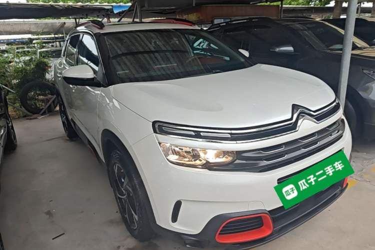 Used Citroen C5 AIRCROSS 2017 380THP Luxury Model Front Right 45 Deg