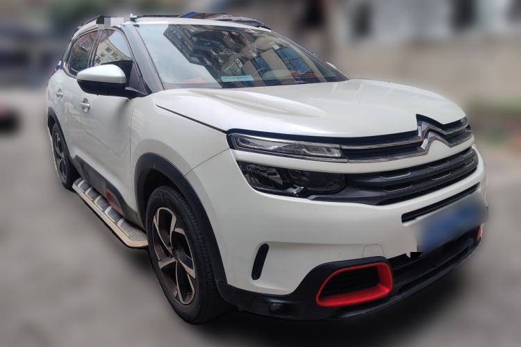 Used Citroen C5 AIRCROSS 2017 350THP Fashion Edition Front Right 45 Deg