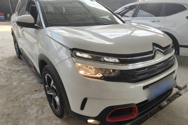 Used Citroen C5 AIRCROSS 2017 350THP Fashion Edition Front Right 45 Deg
