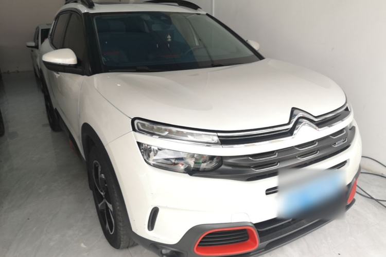 Used Citroen C5 AIRCROSS 2017 350THP Fashion Edition Front Right 45 Deg