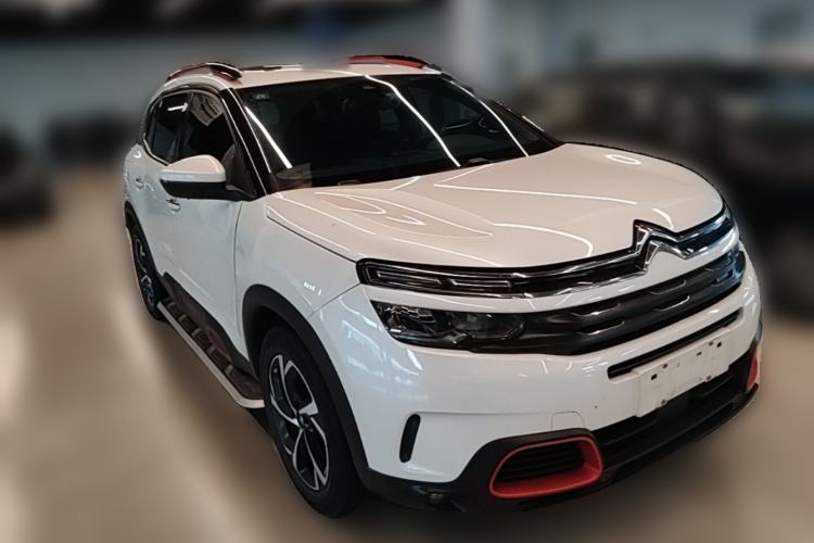 Used Citroen C5 AIRCROSS 2017 380THP Luxury Model Front Right 45 Deg