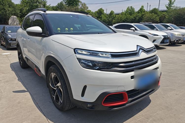 Used Citroen C5 AIRCROSS 2017 350THP Fashion Edition Front Right 45 Deg