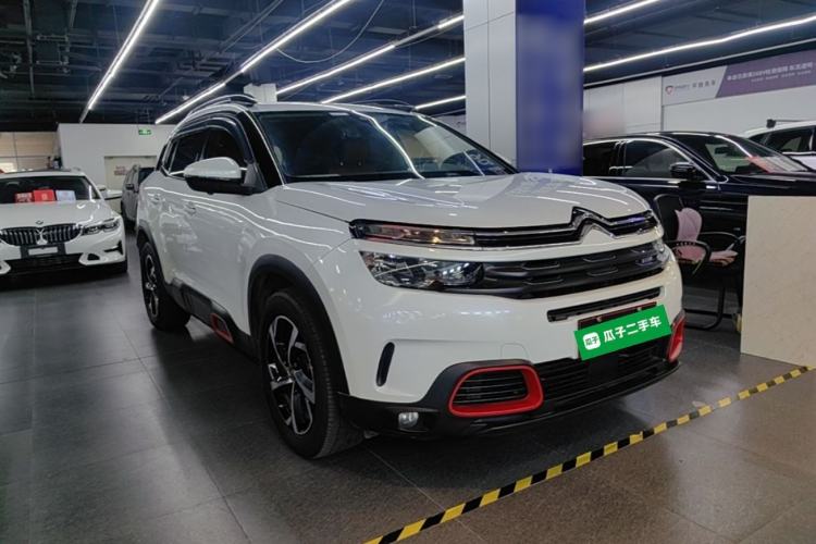 Used Citroen C5 AIRCROSS 2017 350THP Fashion Edition Front Right 45 Deg