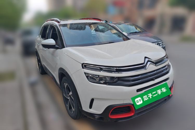 Used Citroen C5 AIRCROSS 2017 380THP Luxury Model Front Right 45 Deg