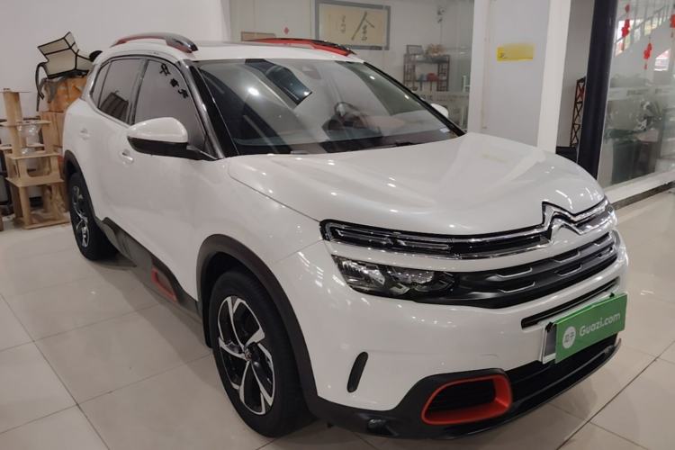 Used Citroen C5 AIRCROSS 2017 350THP Luxury Model Front Right 45 Deg