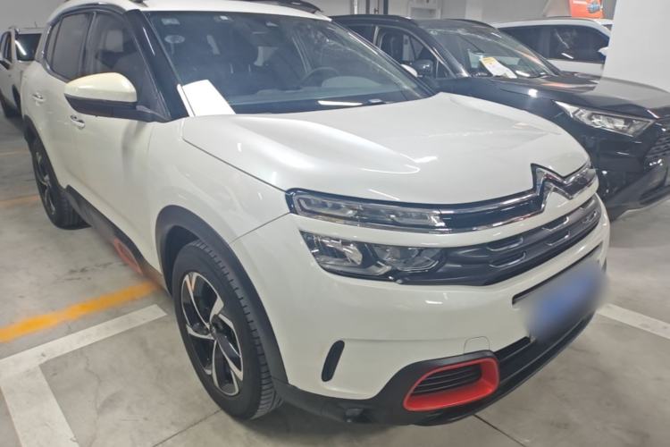 Used Citroen C5 AIRCROSS 2017 350THP Fashion Edition Front Right 45 Deg