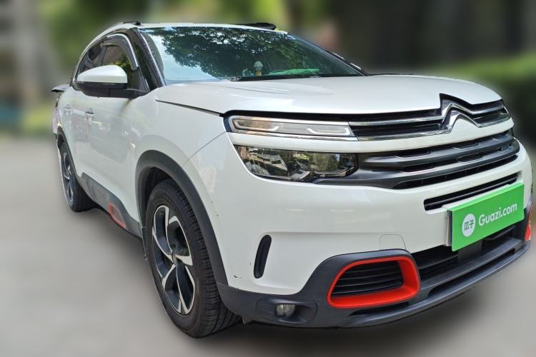 Used Citroen C5 AIRCROSS 2017 350THP Fashion Edition Front Right 45 Deg