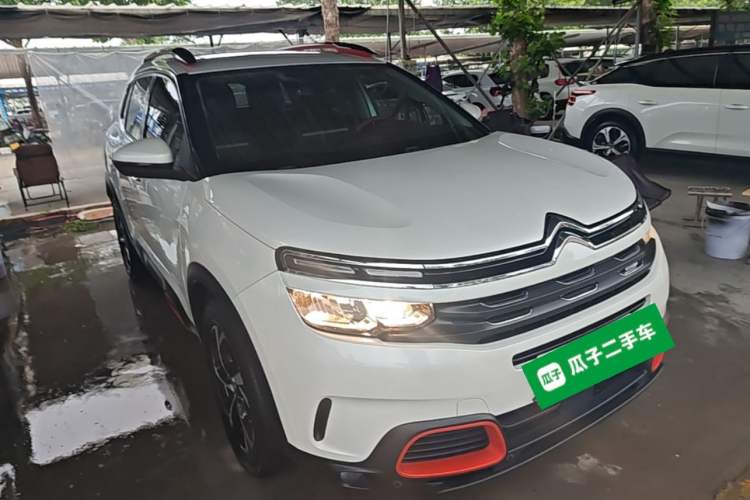 Used Citroen C5 AIRCROSS 2017 380THP Luxury Model Front Right 45 Deg