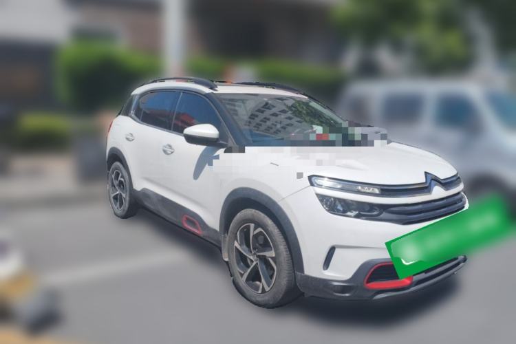 Used Citroen C5 AIRCROSS 2017 350THP Fashion Edition Front Right 45 Deg