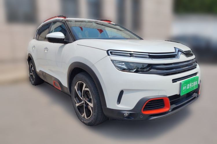 Used Citroen C5 AIRCROSS 2017 380THP Luxury Model Front Right 45 Deg