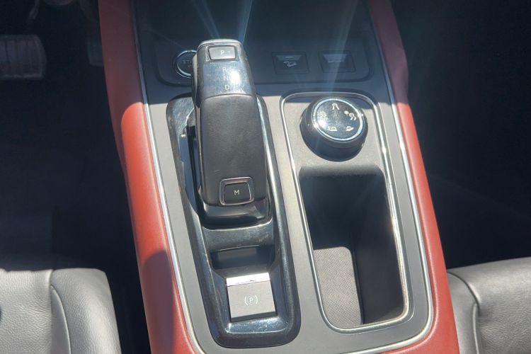 Used Citroen C5 AIRCROSS 2017 380THP Luxury Model Gear Lever