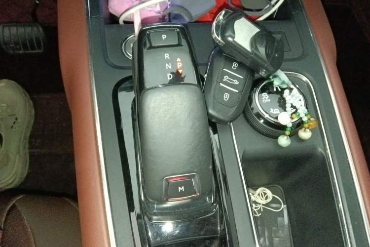 Used Citroen C5 AIRCROSS 2017 380THP Luxury Model Gear Lever