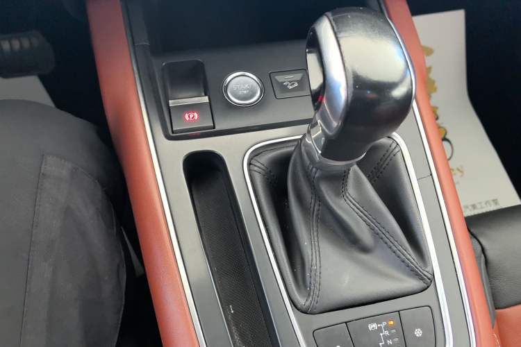 Used Citroen C5 AIRCROSS 2017 350THP Luxury Model Gear Lever