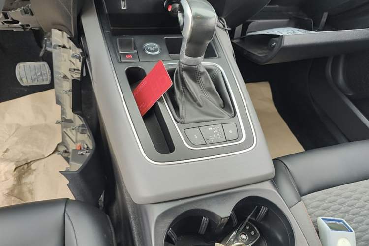 Used Citroen C5 AIRCROSS 2017 350THP Fashion Edition Gear Lever