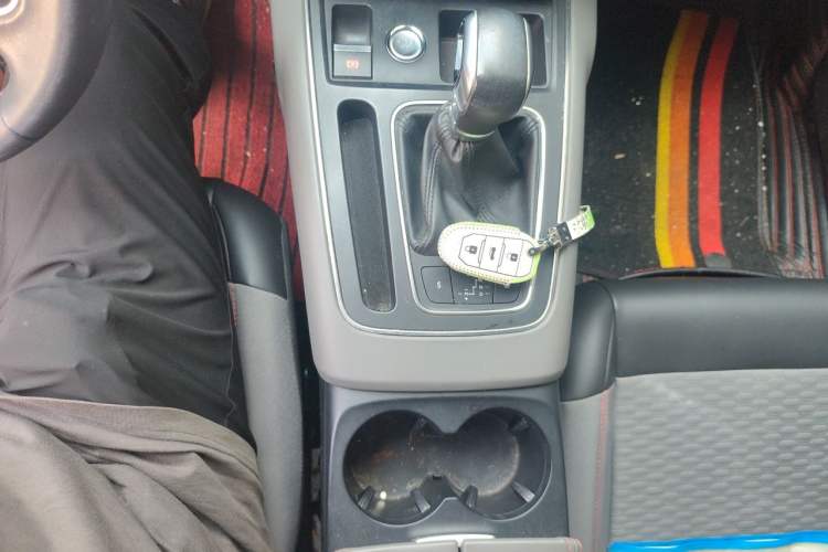 Used Citroen C5 AIRCROSS 2017 350THP Fashion Edition Gear Lever
