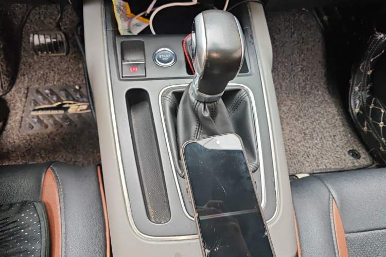 Used Citroen C5 AIRCROSS 2017 350THP Fashion Edition Gear Lever