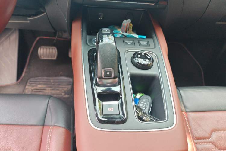 Used Citroen C5 AIRCROSS 2017 380THP Luxury Model Gear Lever