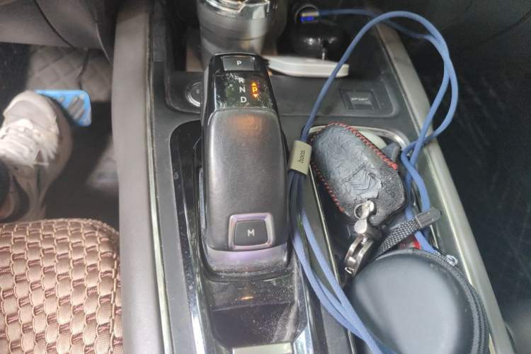 Used Citroen C5 AIRCROSS 2017 380THP Fashion Edition Gear Lever