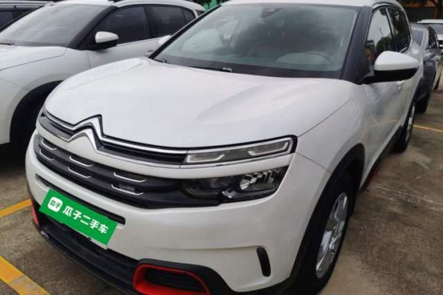 Ojetý Citroen C5 AIRCROSS 2017 350THP Comfort Model