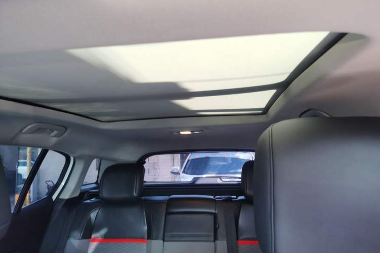 Used Citroen C5 AIRCROSS 2017 350THP Fashion Edition Headliner