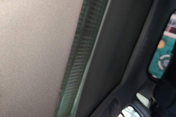 Used Citroen C5 AIRCROSS 2017 380THP Luxury Model Headliner
