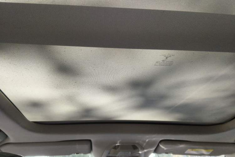 Used Citroen C5 AIRCROSS 2017 380THP Luxury Model Headliner