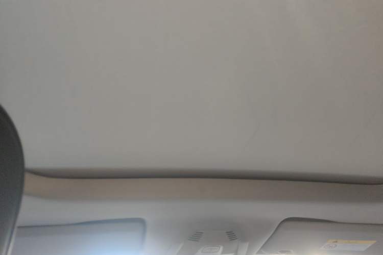 Used Citroen C5 AIRCROSS 2017 350THP Fashion Edition Headliner