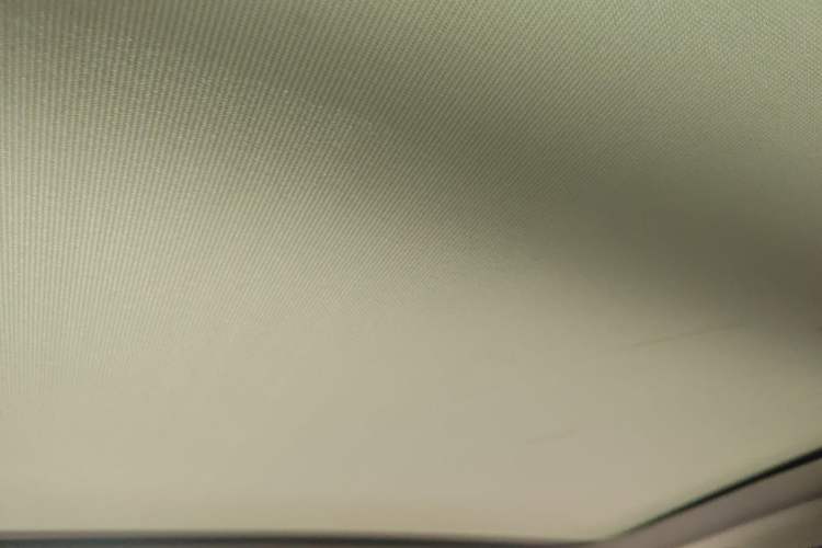 Used Citroen C5 AIRCROSS 2017 380THP Luxury Model Headliner
