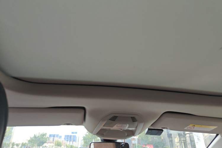 Used Citroen C5 AIRCROSS 2017 350THP Fashion Edition Headliner
