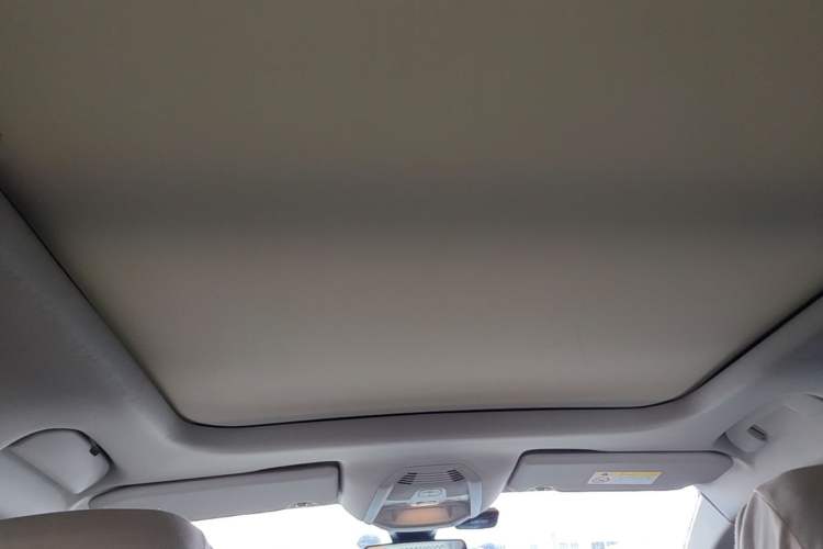 Used Citroen C5 AIRCROSS 2017 350THP Fashion Edition Headliner