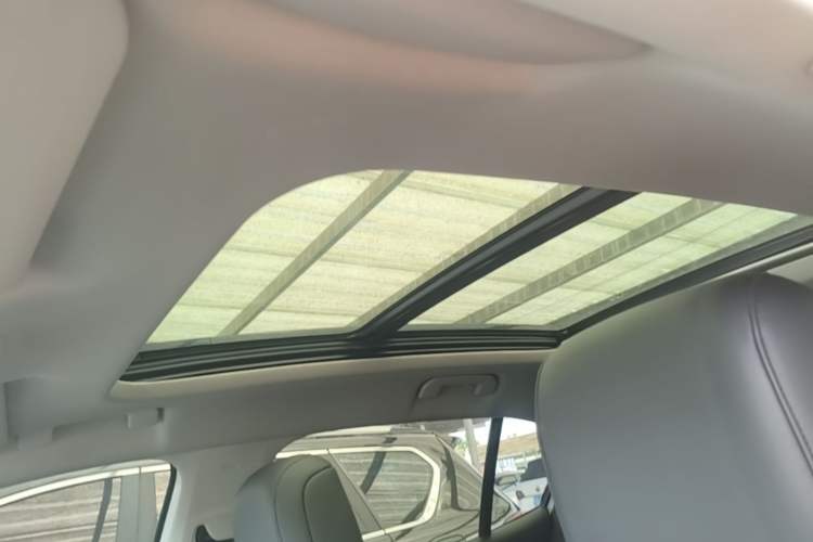 Used Citroen C5 AIRCROSS 2017 380THP Fashion Edition Headliner