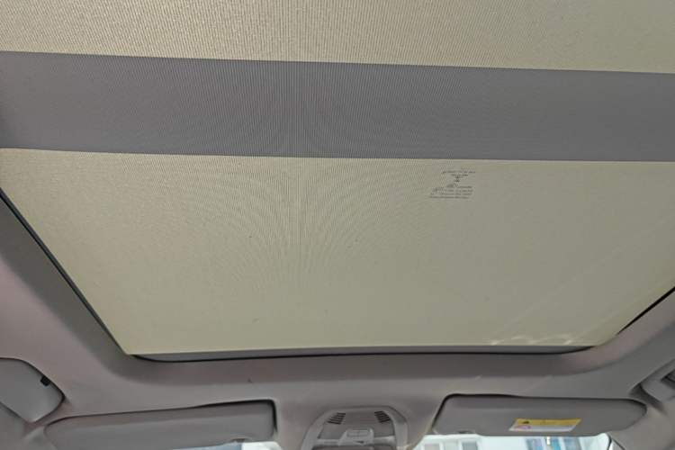 Used Citroen C5 AIRCROSS 2017 350THP Fashion Edition Headliner