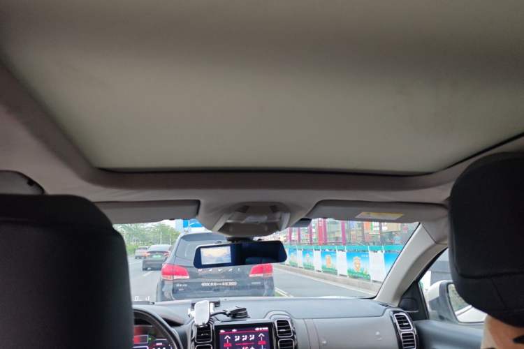 Used Citroen C5 AIRCROSS 2017 350THP Fashion Edition Headliner