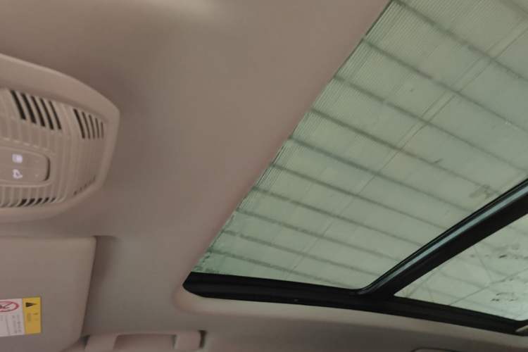 Used Citroen C5 AIRCROSS 2017 350THP Fashion Edition Headliner