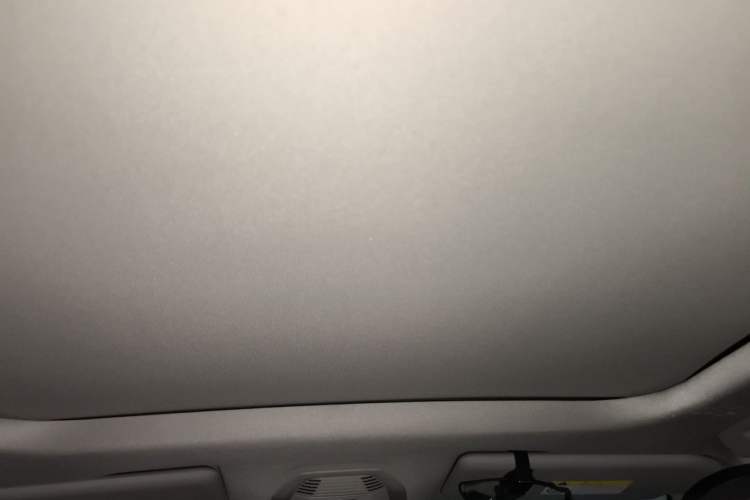 Used Citroen C5 AIRCROSS 2017 350THP Luxury Model Headliner