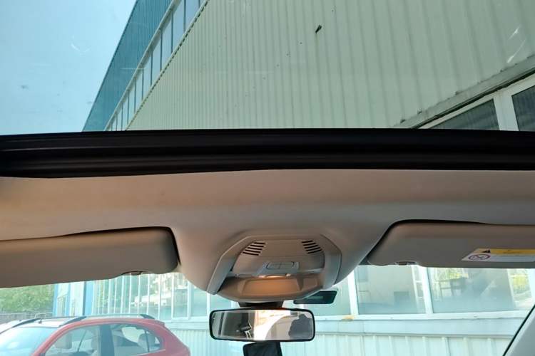 Used Citroen C5 AIRCROSS 2017 350THP Fashion Edition Headliner