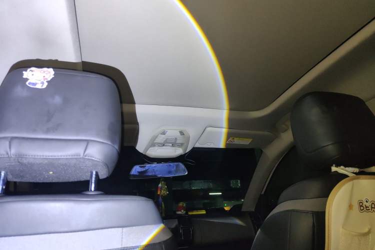 Used Citroen C5 AIRCROSS 2017 350THP Fashion Edition Headliner