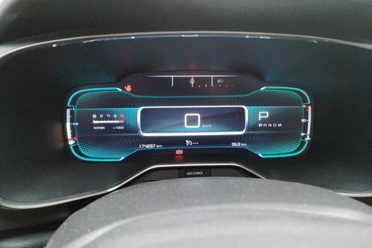 Used Citroen C5 AIRCROSS 2017 380THP Luxury Model Instrument Cluster