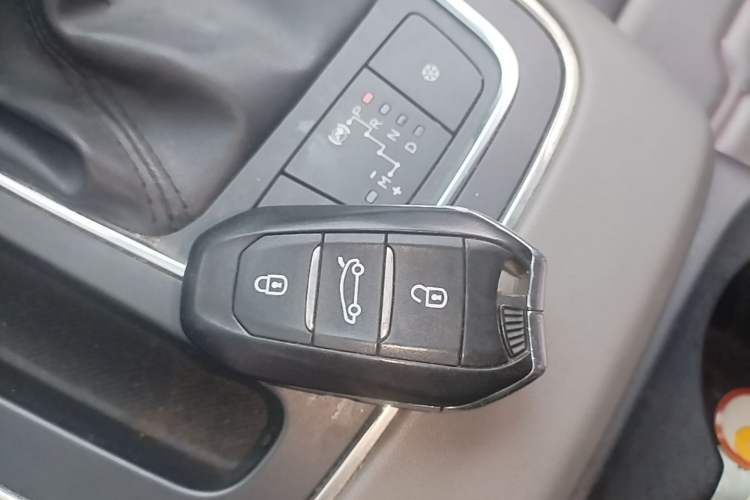 Used Citroen C5 AIRCROSS 2017 350THP Luxury Model Interior 1