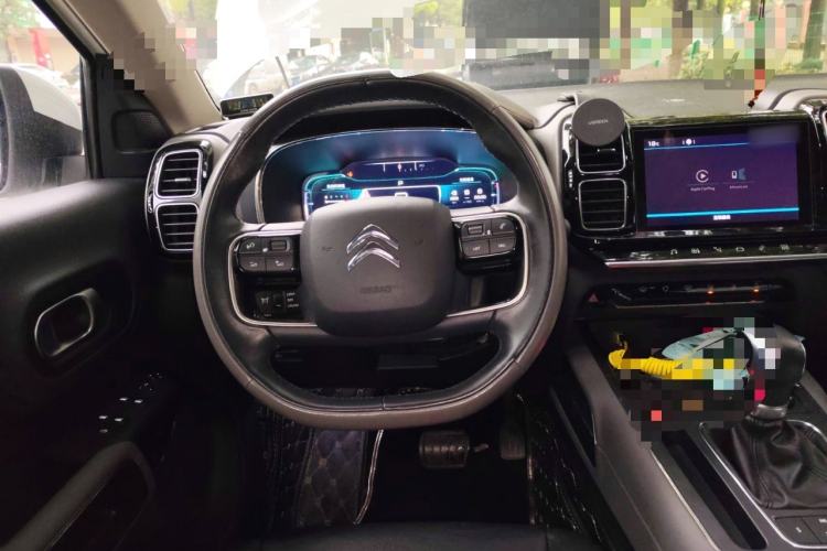 Used Citroen C5 AIRCROSS 2017 350THP Luxury Model Interior 2