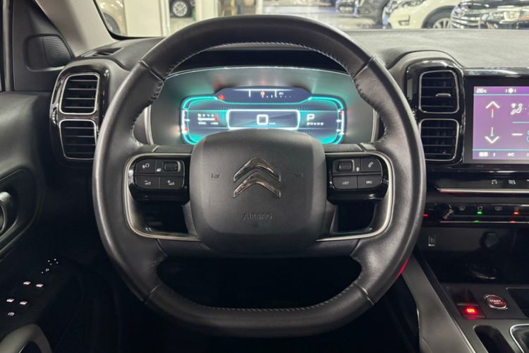 Used Citroen C5 AIRCROSS 2017 350THP Fashion Edition Interior 2