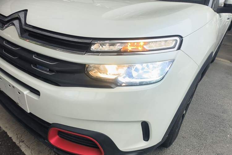 Used Citroen C5 AIRCROSS 2017 350THP Fashion Edition Left Front Headlight
