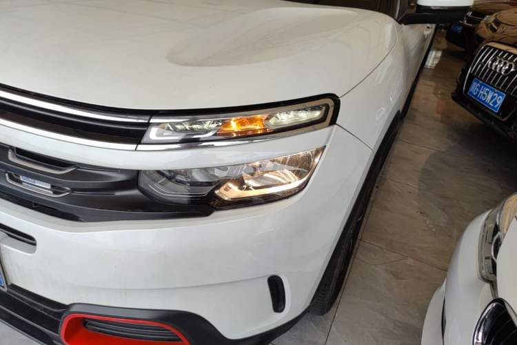 Used Citroen C5 AIRCROSS 2017 350THP Fashion Edition Left Front Headlight